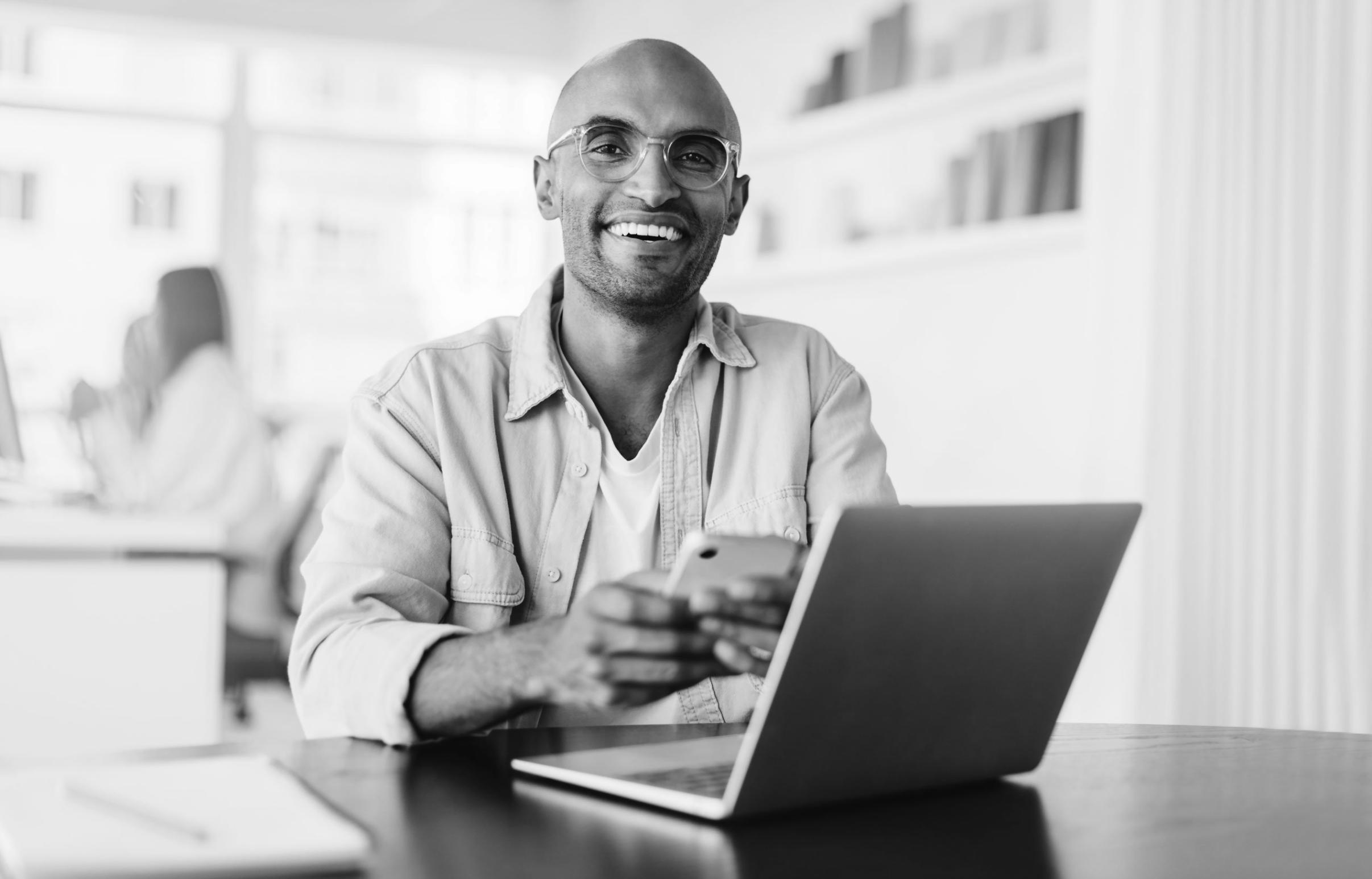 Sesión de webinar en vivo con expertos en finanzas personales